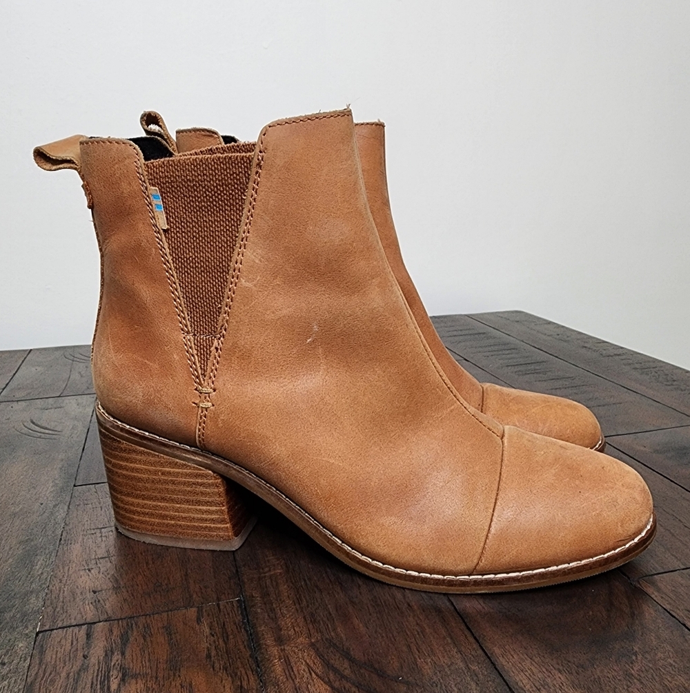 TOMS Women's Tan Leather Block Heel Ankle Boots Size 7.5W Casual Cabincore